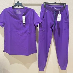 Purple Figs Scrubs size small